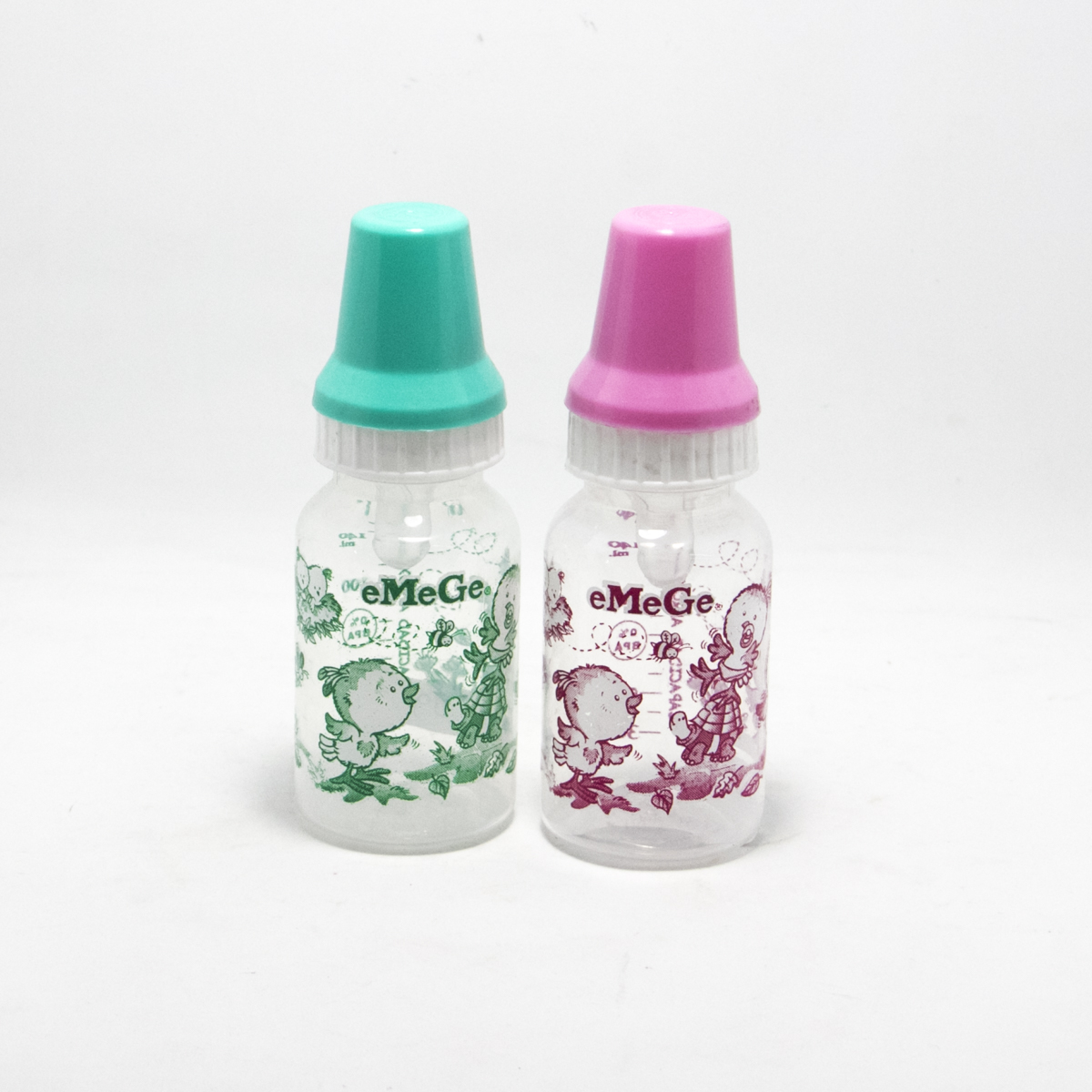 MAMADERA PLASTICA CHICA CON TETINA Y CAPUCHON ESTAMPADA 120ML