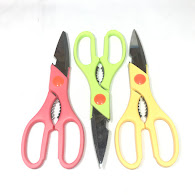 TIJERA DE COCINA PARA TROZAR CARNES Y VERDURA 21CM
