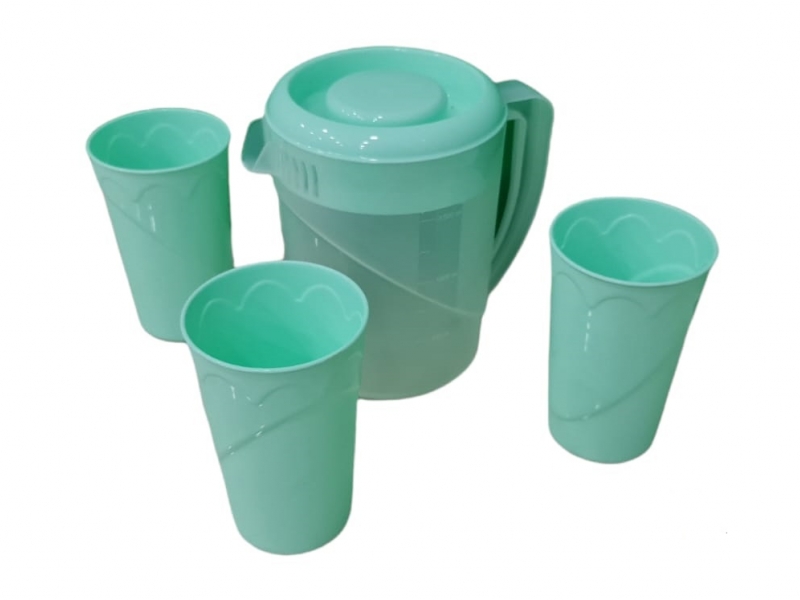 JARRA PLASTICA 1750CC CON 3 VASOS 500CC